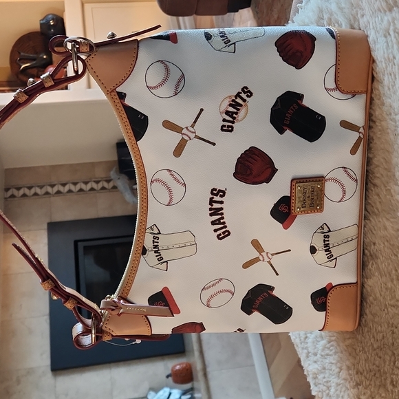 NWOT Dooney & Bourke  Baseball Hobo ⚾️ - Picture 12 of 12